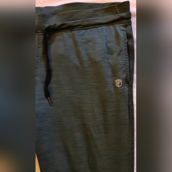 EUC Born Primitive Women's Rest Day Joggers In Evergreen. Pockets & Drawstring - Picture 4 of 4